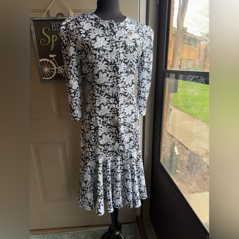 Vintage 90s Jonathan Martin blue floral ruffle hem midi dress, size 7/8